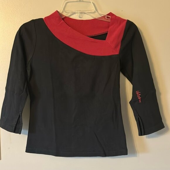 Volcom Top - Picture 1 of 2